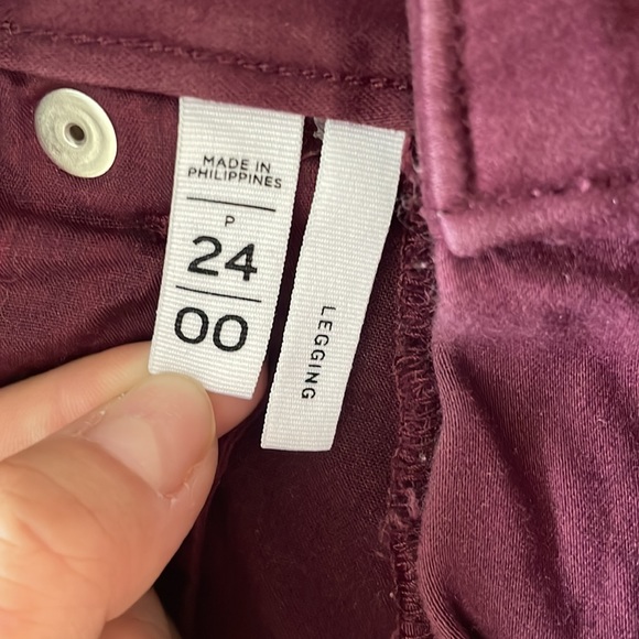 Loft leggings in wine - Picture 4 of 4